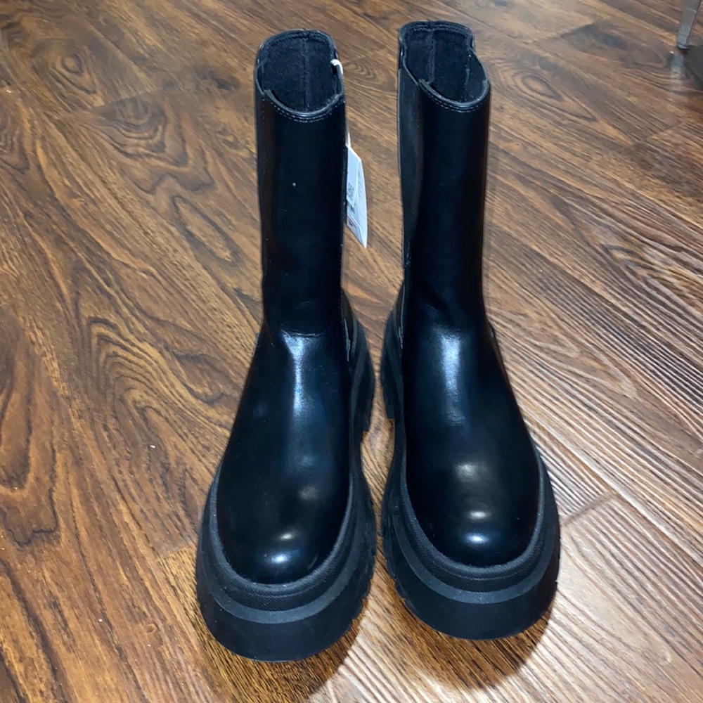 Pull & Bear Flat ankle boots with elastic side panels